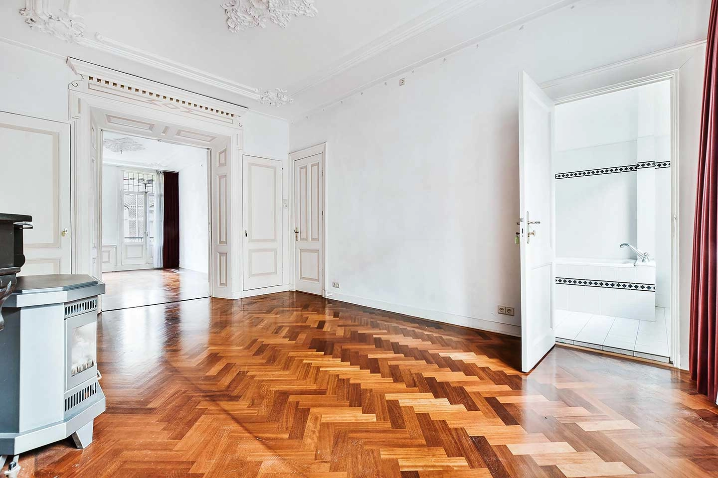 Three-bedroom with garden